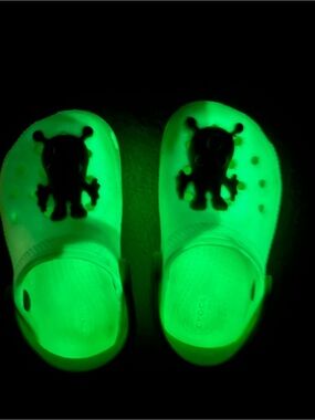 CROCS Kids Glow Green Alien Clog